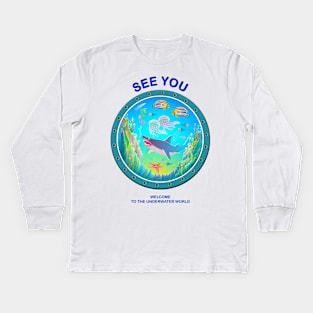 View at the maritime underwater world Kids Long Sleeve T-Shirt
